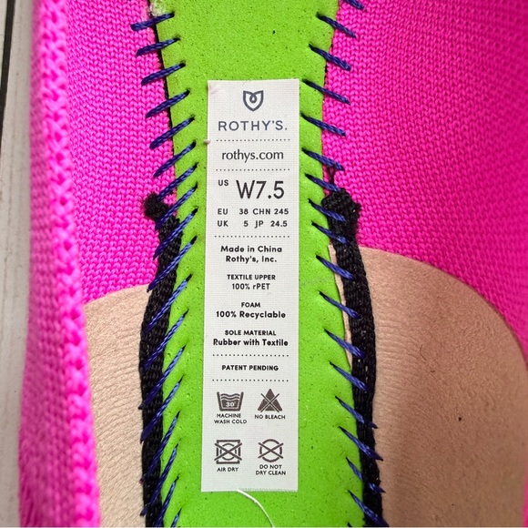 Rothy's | The Point Flats, Dragonfruit (Bright Fuchsia) - Picture 9 of 11